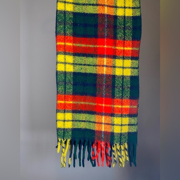70s VTG Plaid Blanket Scarf - Picture 5 of 6
